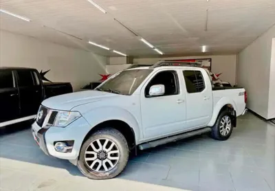 Nissan frontier 2.5 sl 4x4 cd turbo eletronic - 2015/2016