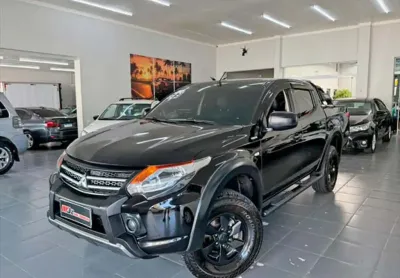 MITSUBISHI L200 TRITON 2.4 16V Turbo Outdoor GLS CD 4X4 - 2022/2023