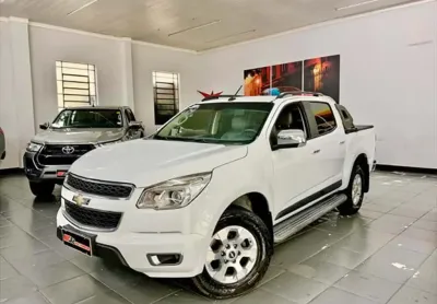 Chevrolet s10 2.4 ltz 4x2 cd 8v - 2013/2014