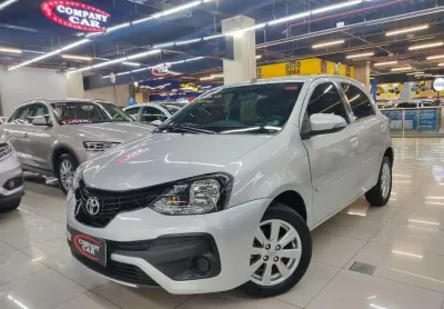 Toyota etios hb 1.5 xplus at 2020