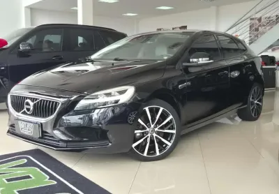 Volvo v40 t-4 momentum 2.0 aut 2018