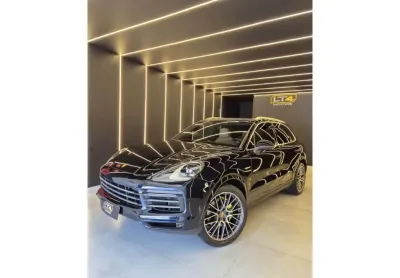 Porsche cayenne 2022 3.0 v6 e-hybrid awd tiptronic s
