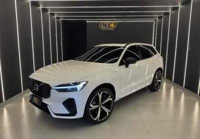 Volvo xc60 2024 2.0 t8 recharge ultimate dark awd geartronic