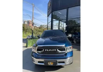 Ram classic 2023 5.7 v8 gasolina laramie cd 4x4 automático