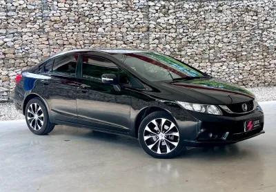 Civic LXR 2.0 AUT 2016!  Apenas 71mkm, perícia aprovada! Pneus novos
