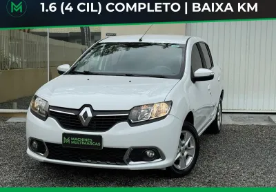 Sandero 1.6 2015 dynamique com baixa km (aceito troca e financio)