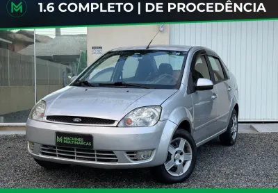 Ford fiesta 1.6 sedan completo + midia (troco e financio!!!)