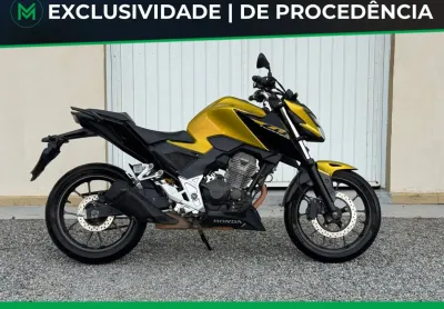 Honda cb 300 f twister 2024 zerada ( aceito troca e financio)
