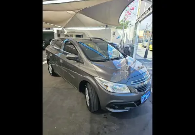 Chevrolet prisma 1.0 4p lt flex