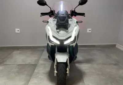 Honda adv 150 2022
