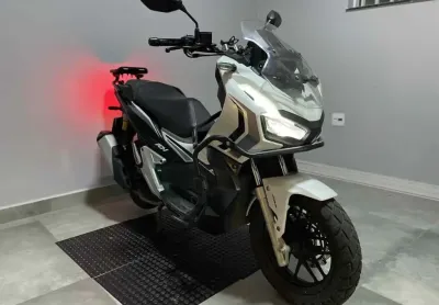 Honda adv 150 2022