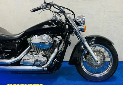 Shadow 750