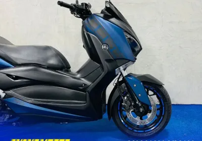 Xmax