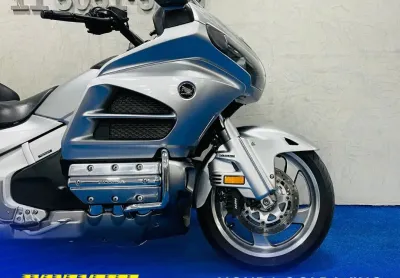 Gl 1800 gold wing