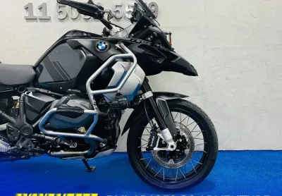 R1250 adventure triple black