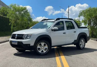 Renault oroch 16 exp42 2016