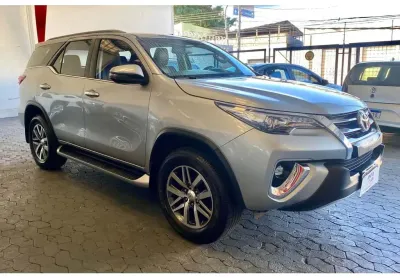 Toyota hilux sw4 2019 2.8 srx 4x4 7 lugares 16v turbo intercooler diesel 4p automático