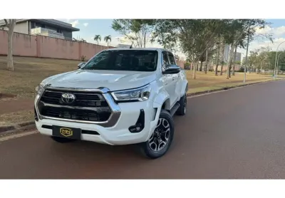 Toyota hilux 2024 2.8 d-4d turbo diesel cd srx plus 4x4 automático