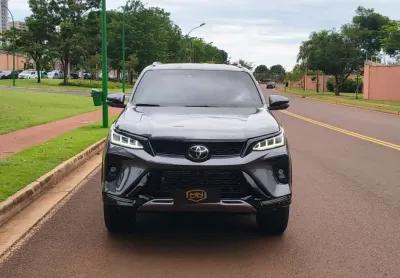 Toyota hilux sw4 2024 2.8 d-4d turbo diesel diamond 7l 4x4 automático