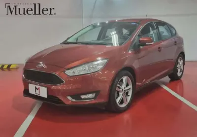 Ford focus hatch se 1.6 flex manual - 2018 - vermelho