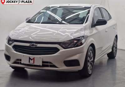 Chevrolet onix joy black 1.0