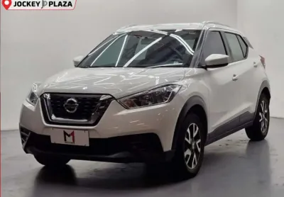 Nissan kicks s 1.6
