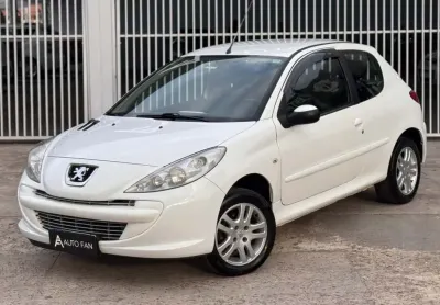 Peugeot 207 hb xr 1.4 flex  2013