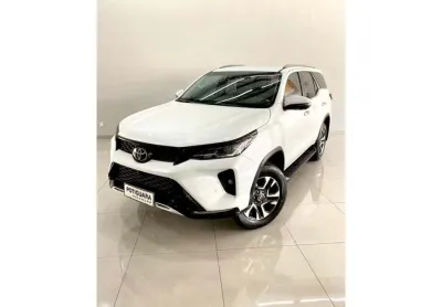 Toyota hilux sw4 2024 2.8 d-4d turbo diesel srx platinum 7l 4x4 automático