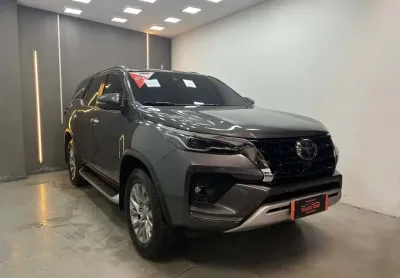 Toyota hilux sw4 2024 2.8 d-4d turbo diesel diamond 7l 4x4 automático