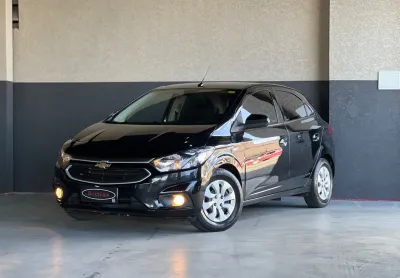 Onix lt 1.0 2019 | completo + trio elétrico | manual 6 marchas 