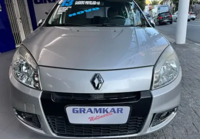 Renault sandero privilege 1.6 flex 2013