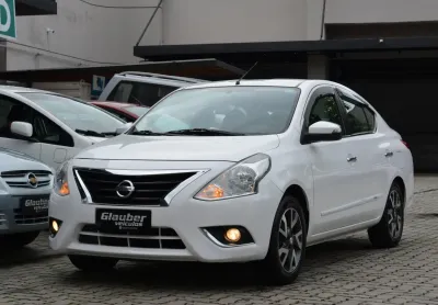 Versa unique 1.6 
