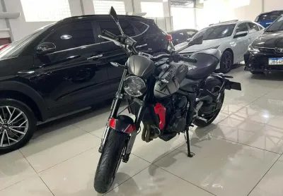 Triumph trident 2023