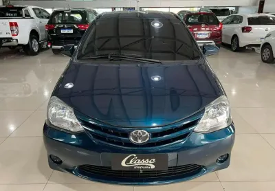 Toyota etios hb x 2015