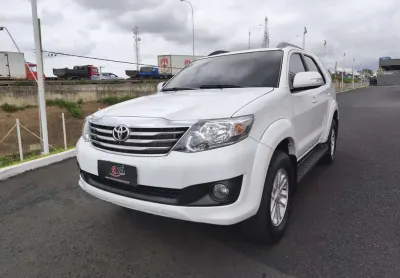 Toyota hilux sw4 2015 2.7 sr 7 lugares 4x2 16v flex 4p automático