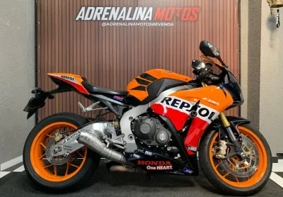 Honda cbr 1000 rr fireblade repsol 2013
