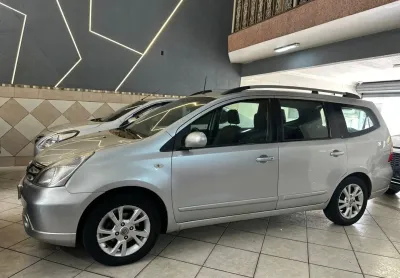 Nissan  grand livina sl 1.8 7 lugares (ganhe documento cortesia)