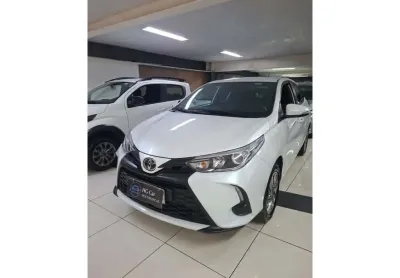 Toyota yaris 2023 1.5 16v flex xs connect multidrive