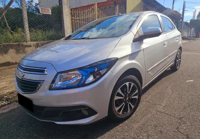 Onix ltz 1.4 2013 completão