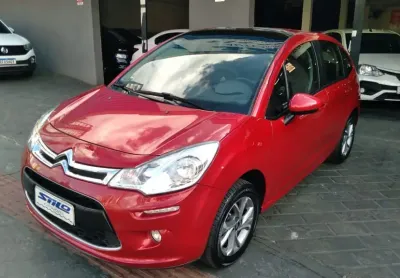 Citroen c3 tendance 1.6 automático + borboleta flex + teto panorâmico 2017/2017 vermelho