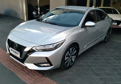 Nissan sentra advance 2.0 automático + borboleta 2023/2023 prata