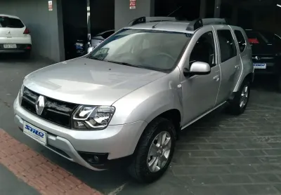 Renault Duster Dynamique 2.0 4x4 Flex 2019/2020 Prata