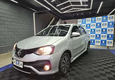 Toyota etios 2019 1.5 platinum sedan 16v flex 4p automático