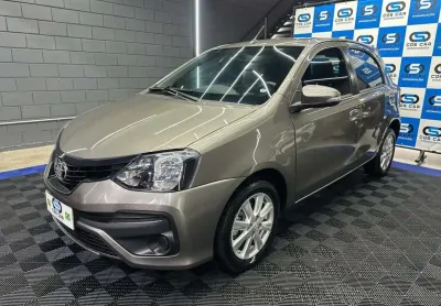 Toyota Etios 2019 1.5 x plus 16v flex 4p automático