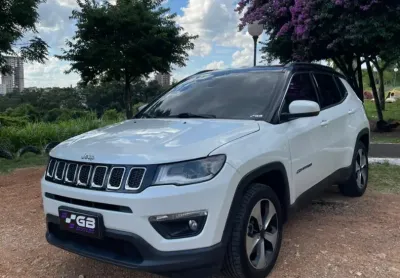 Jeep compass 2017 , versão longitude completo , confortável e super imponente