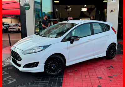 Ford fiesta sport 1.6 16v flex mec. 2016