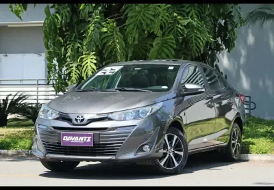 Toyota yaris xls 1.5 sedan flex automático 2022