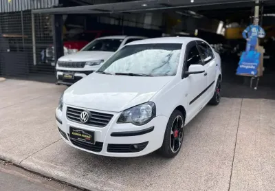 Volkswagen polo sedan 1.6 2008