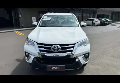 Toyota hilux 2.7 sr 4x2 cd 16v flex 4p automático