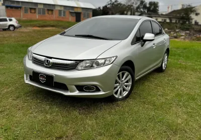 Honda civic lxs 1.8 automático 2013